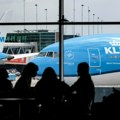 ​Holandskoj kompaniji nestaje tečnost za odleđivanje aviona na aerodromu Shiphol