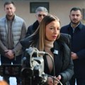 Mesarovićeva obišla firmu Dratex u Sevojnu, najvećeg proizvođača ofingera u Srbiji