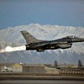 Ukrajinski F-16 srušio ponos Putinove avijacije, tvrdi američki general Kejn! Istorijski okršaj završen katastrofom za Rusiju?…