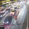 Policija zaustavila kamion sa srpskim tablicama na hrvatskoj granici, a kada su razgrnuli tovar usledio je šok! Vozač prvo…