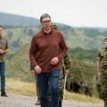 Vučić potvrdio da su vojnici povređeni kada je drvo palo na šator: „Ovo je vojska, ovde ne rade manekeni“