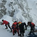 Užas u Sloveniji Planinar iz Hrvatske se okliznuo na visini od 1,900 metara i pao u provaliju, nije mu bilo spasa (foto)