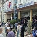 Kakva je situacija u Novom Pazaru: Za danas planiran novi skup zbog privođenja učesnika protesta