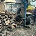 "Sami cepamo i slažemo, tako uštedimo"! Drva u Zapadnoj Srbiji za oko 70 do 80 evra po metru, potražnja manja: Ljudi prelaze…