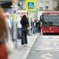 Tip po celom Zagrebu izlepio plakate i posvetio ih jednoj devojci, svi čitaju i vade telefone: "kao neki psihopata" (foto)