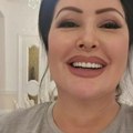 Oglasila se Dragana Mirković nikad srećnija: Sinoć se slavilo u dvorcu, ona u majici sa posebnim natpisom