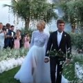 Muž je zvao ljubavnicu na dan svadbe od milion evra: Strmoglavo posrnuće najuticajnije žene u zemlji - sad joj zbog prevare…