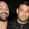 Darko Lazić i njegovi prijatelji se okupili oko fotografije njegovog pokojnog brata: Potresna objava pevača slama srca