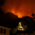 Велики пожар код Омиша: Седморо повређених животно угрожено, евакуисано око 200 људи
