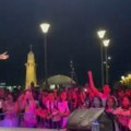 Ljubav publike kao najlepši odgovor: Hiljade ljudi ovacijama dočekale Viki Miljković u Požegi