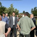 Ministar prosvete Đorđe Milićević posetio škole u Rekovacu i Kragujevcu koje su pretrpele štete tokom poplava