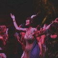 Moć Mladog Meseca i neverovatni ekstatični ples po prvi put stižu u Novi Sad