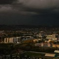 Oblačno sa kišom u prepodnevnim časovima