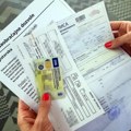 Udar na džep vozača - registracija poskupela! Evo koliko novca će morati da izdvoje vlasnici automobila i šta ih čeka na…