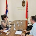 Ministarka Adrijana Mesarović poslala jasnu poruku nakon sastanka sa čelnicima kompanije Leoni "Naći ćemo rešenje za izazove"…