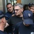 Tenzije ispred PKS: Policija obezbeđuje zgradu, Jovanović pokušao da uđe na silu
