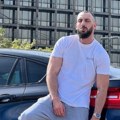 Našem muzičaru demoliran auto od 100.000 evra Sve ukazuje na jedno, a on sumnja na devojku!