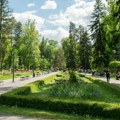 Počinje prijava za 30.000 turističkih vaučera: Evo ko ima pravo na 10.000 dinara