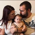 Zahvaljujući humanim ljudima, mala Jana odlazi na lečenje u Nemačku