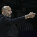 Sale ima poruku: Treći trofej, 3 poena, 3 sekunde pre kraja